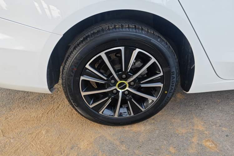 Used Roewe i5 2021 1.5L Manual Platinum Edition