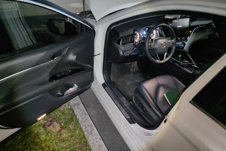 Used Toyota Camry 2021 2.0G Luxury Edition