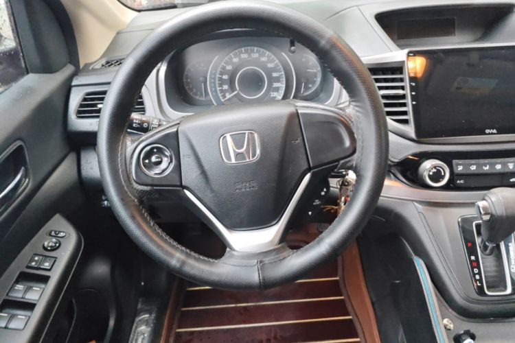 Used Honda CR-V 2016 2.0L two-wheel drive Urban Edition Steering Wheel