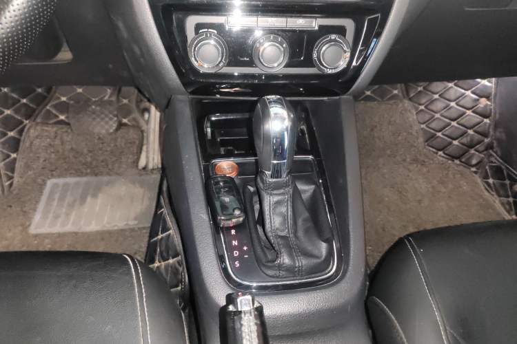 Used Volkswagen Sagitar 2018 280TSI DSG Comfort Model
