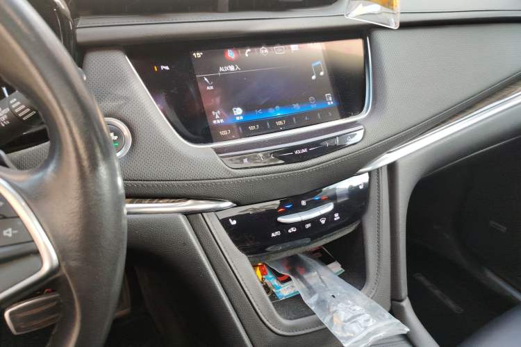 Used Cadillac XT5 2016 25T Luxury Model
