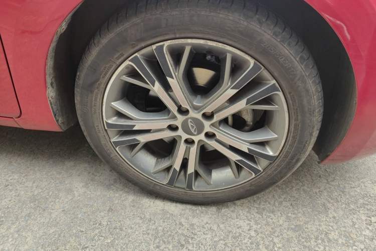 Used Chery Arrizo 5 2017 1.5L Manual Lingchao Edition Right Front Wheel Hub