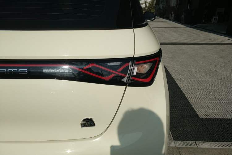 Used BYD Dolphin 2021 405 km Fashion Edition