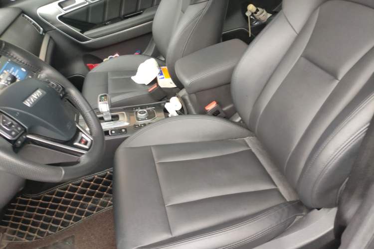 Used Haval H6 Coupe 2017 Red-Label 2.0T Automatic Two-Wheel Drive Elite Model