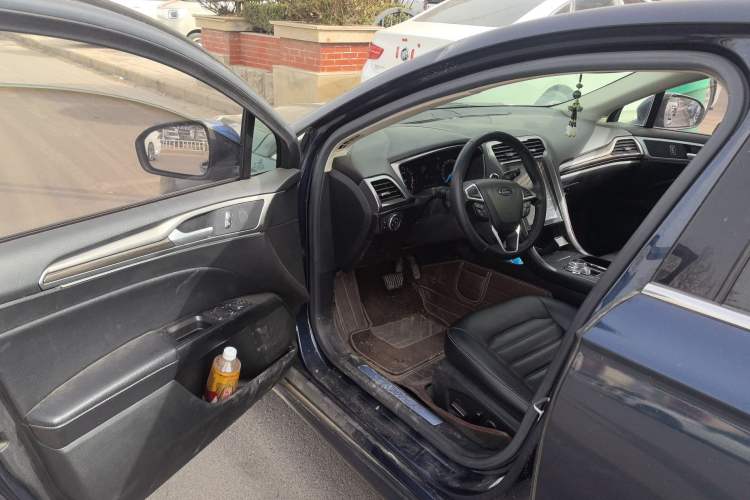 Used Ford Mondeo 2017 EcoBoost 200 Stylish Model