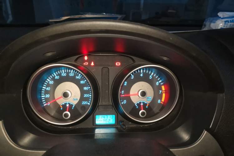 Used Buick Excelle 2011 1.6 LX-MT Instrument Cluster