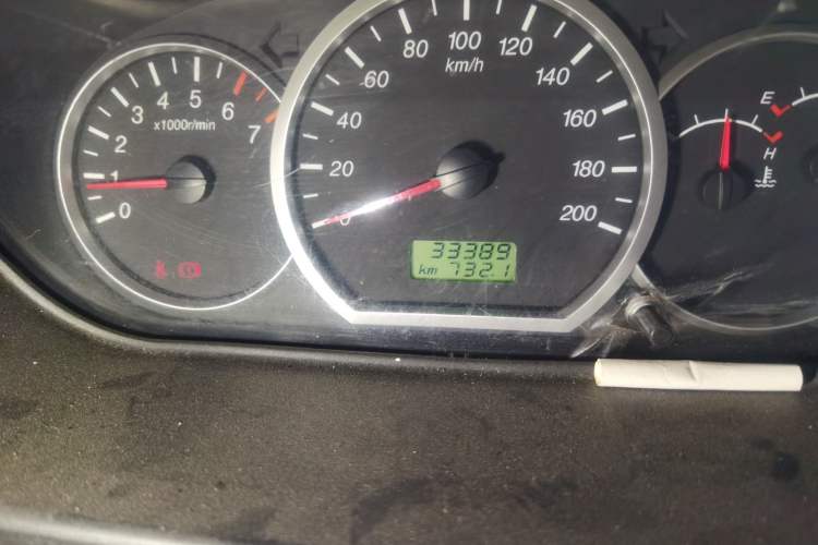 Used Wuling Hongguang 2014 1.2L Base Model China IV Odometer Close Up