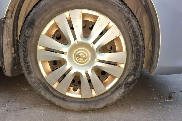 Used Nissan Livina 2013 Jingrui 1.6XL Manual Comfort Edition
