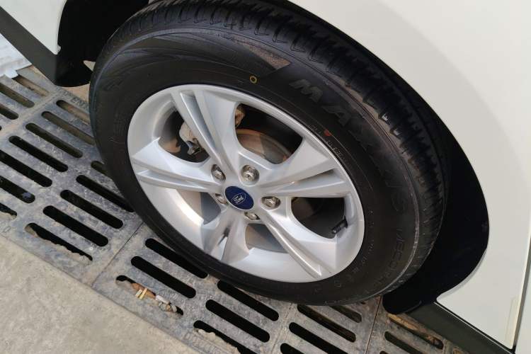 Used Ford Focus 2017 Sedan 1.6L Manual Comfort Plus SmartDrive Edition