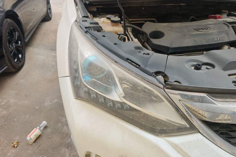 Used BYD Song 2016 GaiShi Edition 1.5TI Manual Elite Model