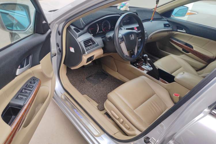 Used Honda Accord 2011 2.4L LX