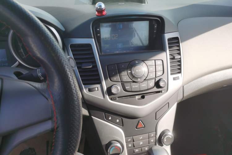 Used Chevrolet Cruze 2014 1.6L SL Millionth Anniversary Edition AT
