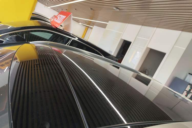 Used Mercedes-Benz GLC 2020 Facelift GLC 300 L 4MATIC Dynamic Edition
