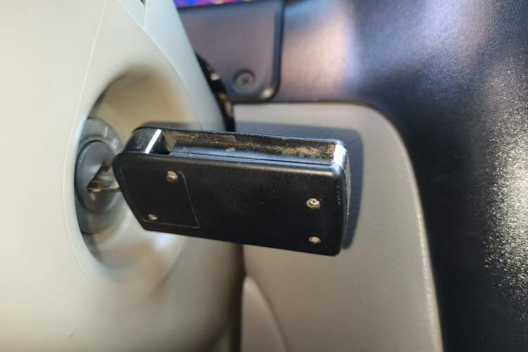 Used Chery QQ3 2012 Fashion Edition 1.0L Manual Champion Version