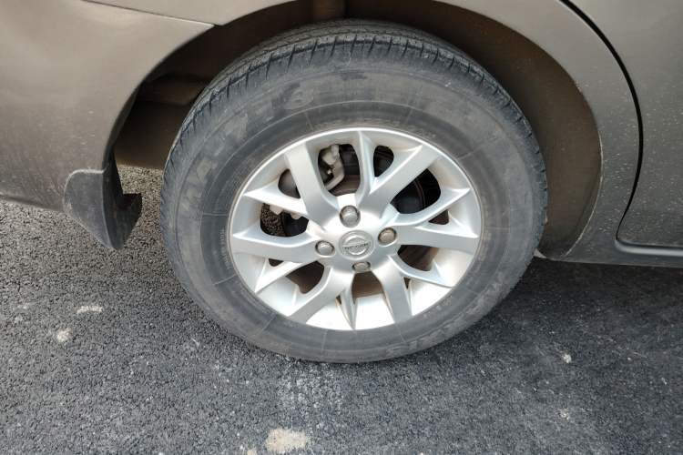 Used Nissan Sunny 2014 1.5XE Manual Elite Edition