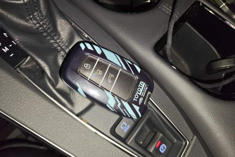 Used Toyota Avalon 2019 2.0L Luxury Edition China VI Standard