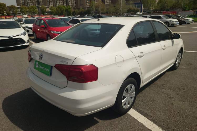 Used Volkswagen Jetta 2017 1.4L Manual Fashion Edition Rear Right 45 Deg