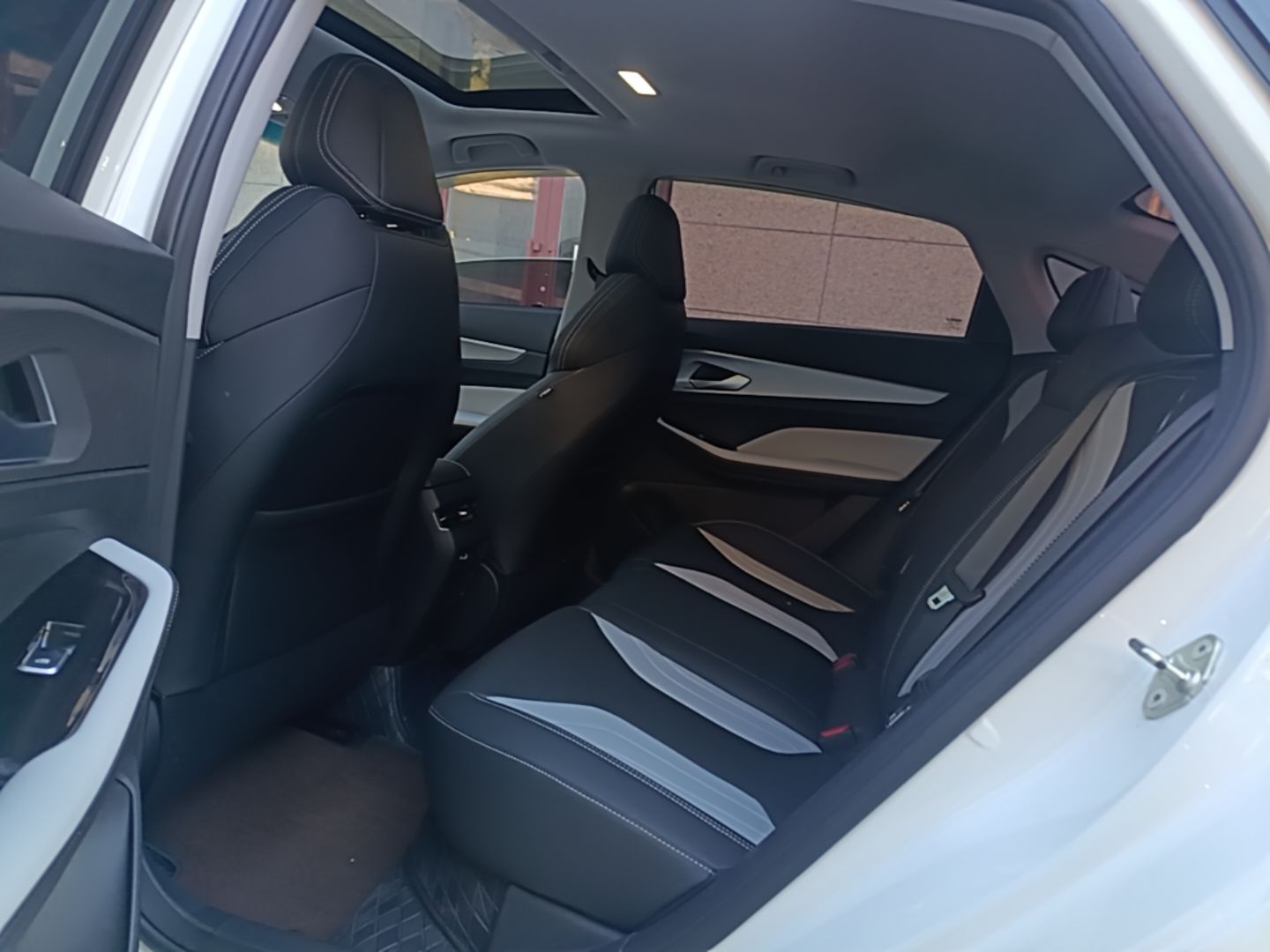 Geely Auto Binray 2024 Binrui COOL 1.5T DCT Champion Edition — снимка 20