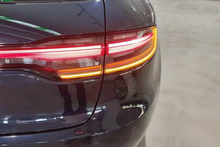 Used Porsche Macan 2018 Macan 2.0T