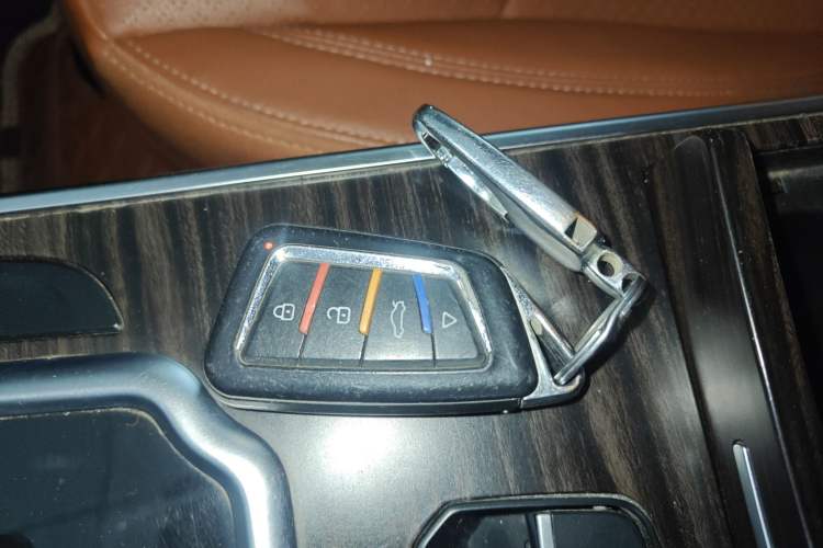 Used Land X7 2018 Geely Jingyue 1.5T Panoramic Luxury Model
