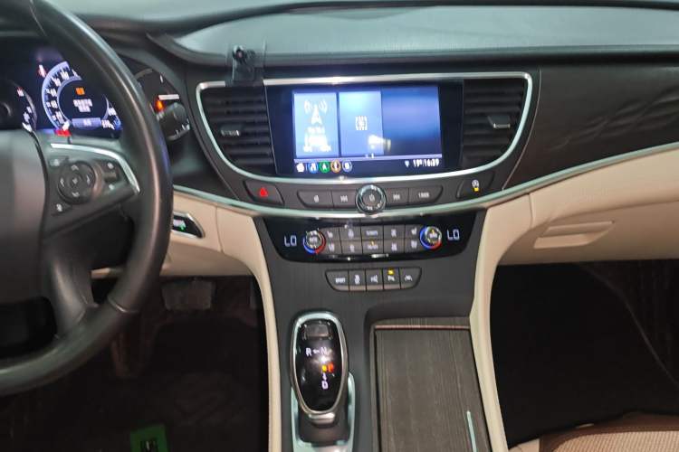 Used Buick LaCrosse 2021 Avenir Avia First-Edition Model
