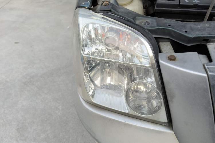 Used Foday Lion 2012 2.0T Two-Wheel-Drive Standard Version
