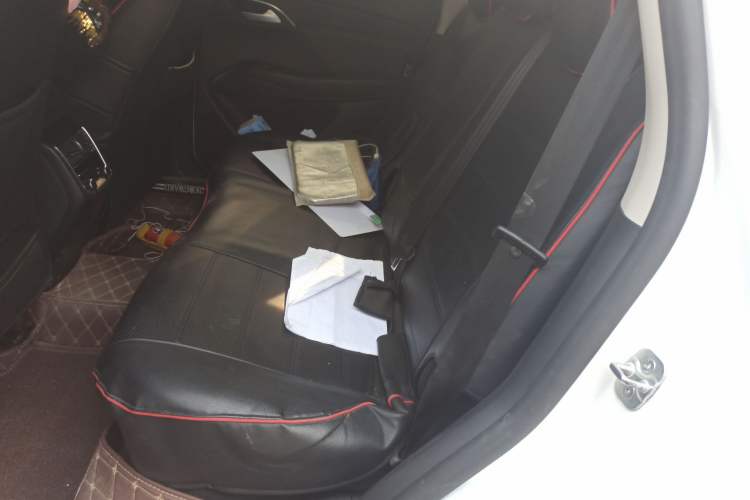 Used BORGWARD BX7 2018 28T Front-Wheel Drive Quality Enjoyment Version 5 Seats China VI Emission Standard
