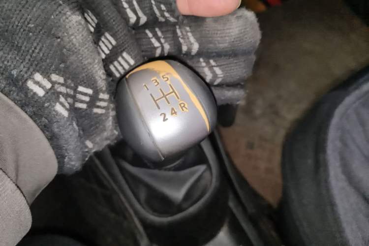 Used Nissan Livina 2015 1.6XE Manual Comfort Edition
