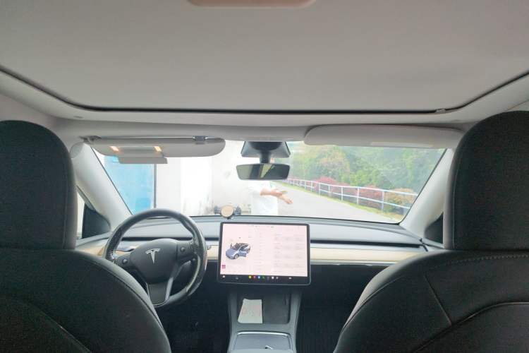 Used Tesla Model Y 2022 Rear-Wheel-Drive Version