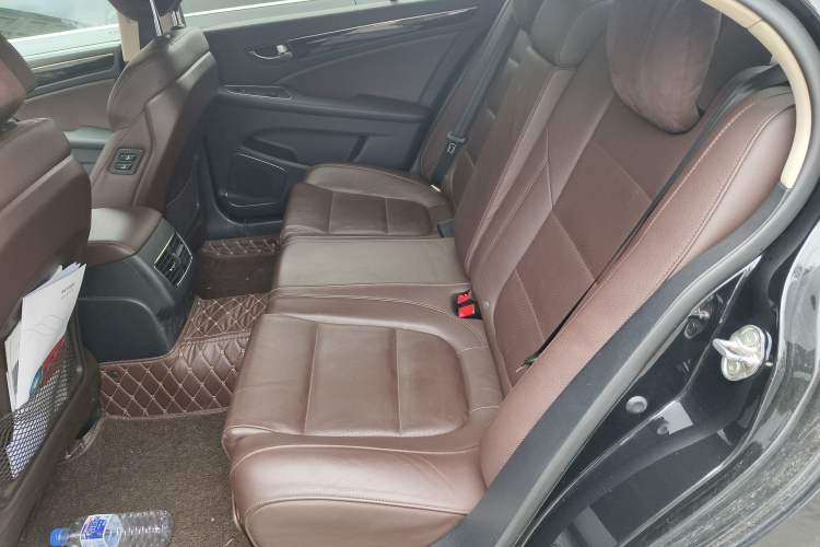 Used Hongqi H7 2018 2.0T Elite Edition
