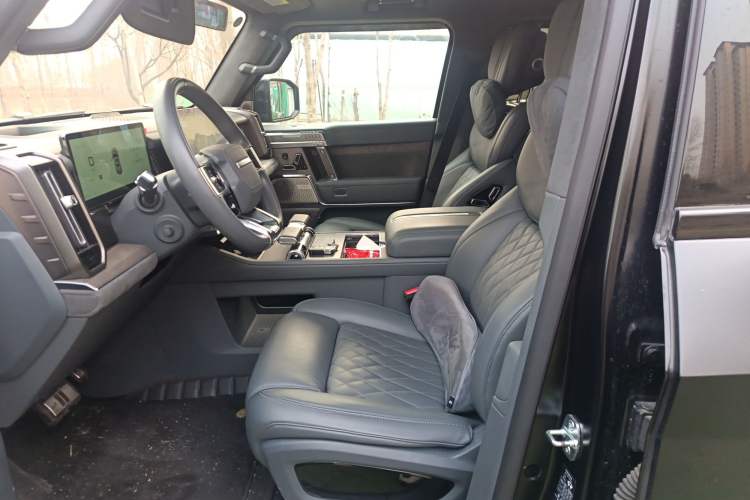 Used Brave warrior 917 2023 Range-Extended Base Model