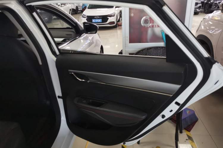 Used Geely Auto Binray 2019 200T Manual Binchi Edition
