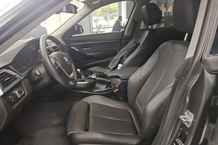 Used BMW 3 Series GT 2019 320i Sport Edition
