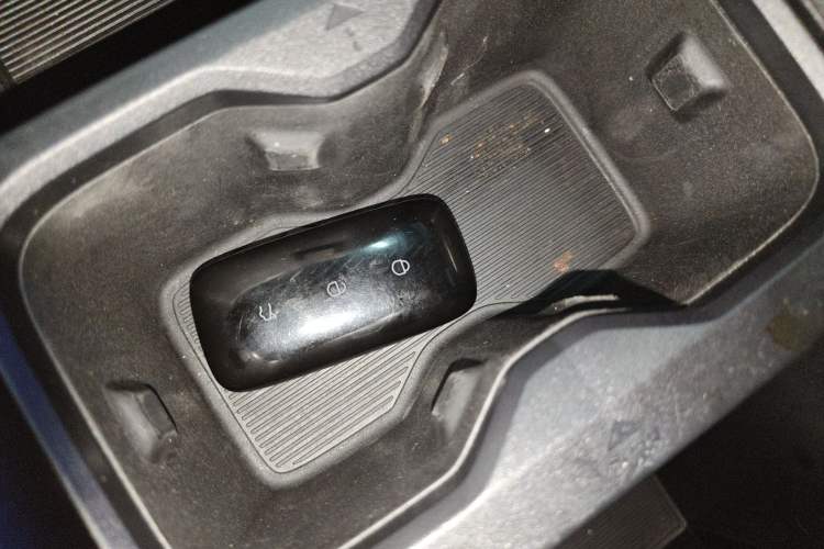 Used Geely Galaxy L7 2024 1.5T 115 km MAX Dragon Edition Vehicle Key