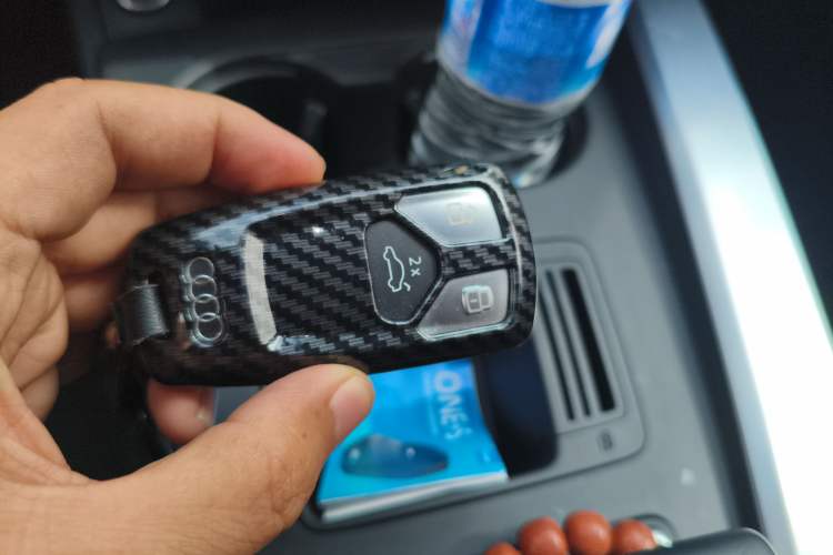 Used Audi A4L 2022 40 TFSI Fashion Dynamic Model Vehicle Key