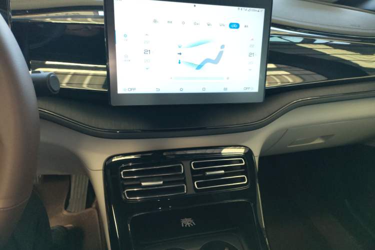 Used BYD Qin PLUS 2024 HONOR Edition DM-i 55KM Leading Model