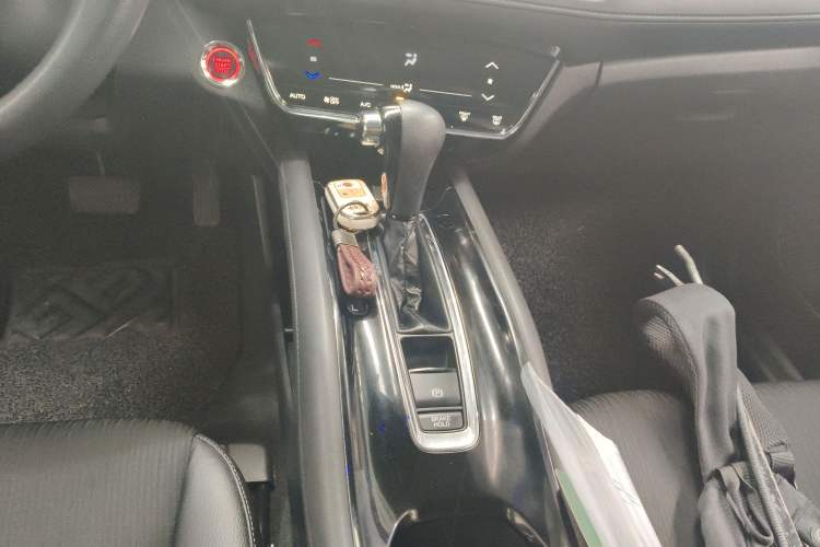 Used Honda Vezel 2019 220 TURBO CVT Luxury Edition China VI