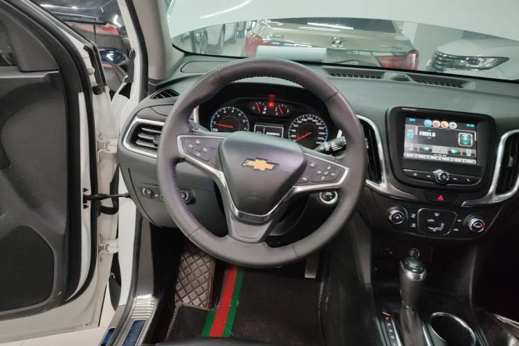 Used Chevrolet Equinox 2019 535T Automatic Chijie Edition China VI Steering Wheel