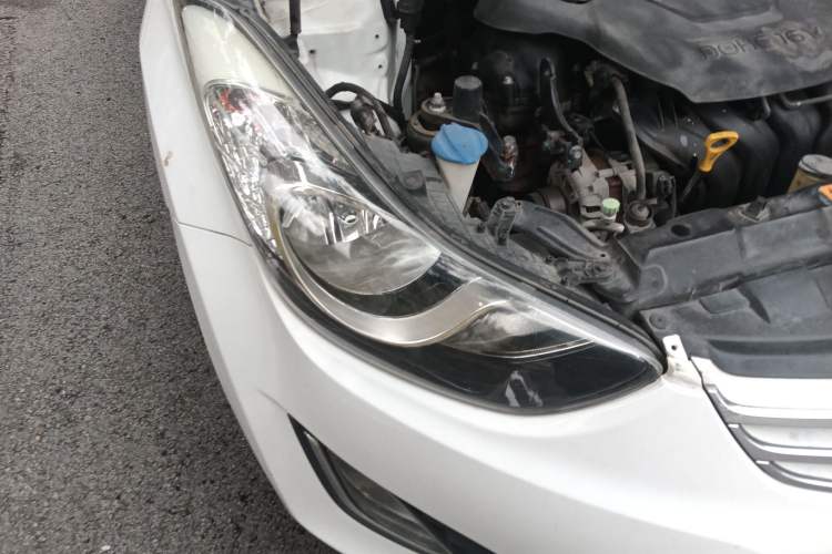 Used Hyundai Elantra (5th Generation / Langdong) 2012 1.6L Automatic Prestige Model