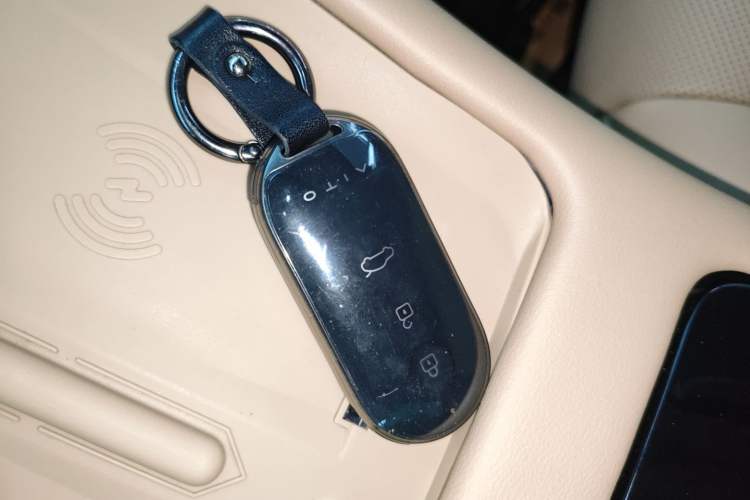 Used Hima AITO M7 2024 1.5T Intelligent Driving 4WD Max Edition 5 Seats
