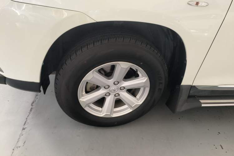 Used Toyota Highlander 2012 2.7L 2WD 5-Seater Elite Edition
