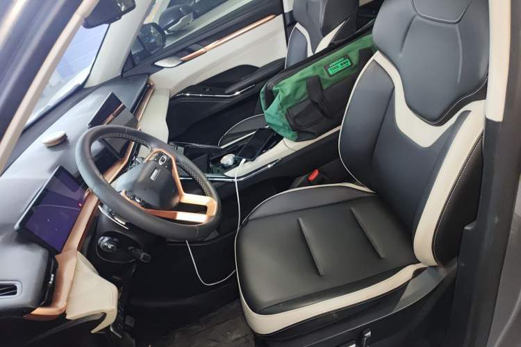 Used Haval H6 2021 3rd Generation 1.5T Automatic Two-Wheel-Drive Supreme Left Front Seat