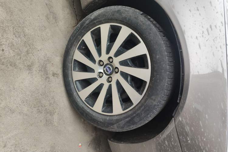 Used Volvo S80L 2015 2.0T T5 Smart Edition