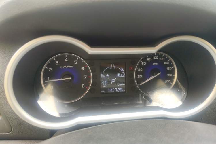 Used Dongfeng Aeolus AX3 2016 1.5L Automatic Shangkue Model
