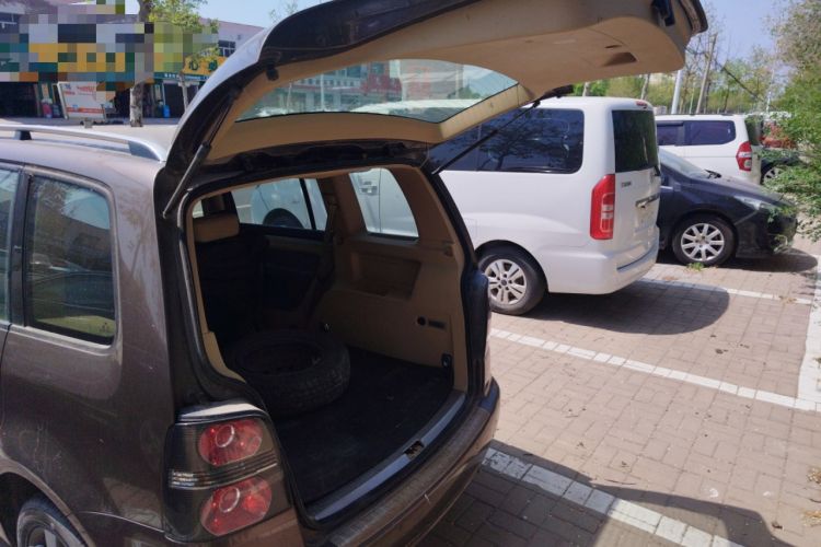 Used Volkswagen Touran 2011 1.4T DSG Zhiya Edition 5 Seats
