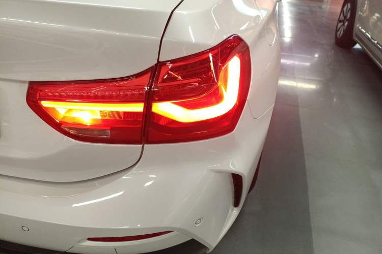 Used BMW 1 Series 2020 125i Leading Model M Sport Package