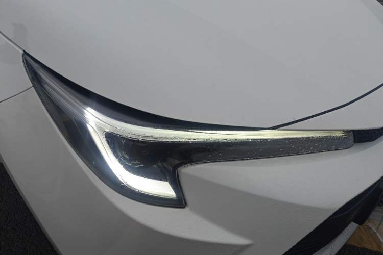 Used Toyota Levin 2024 Smart Electric Hybrid Dual-Engine 1.8L Luxury Edition