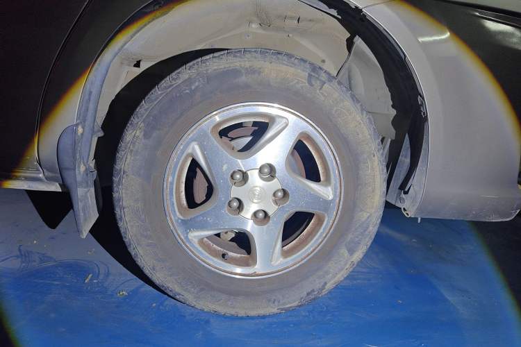 Used FORTHING Lingzhi 2015 M3 1.6L 7-Seater Comfort Model