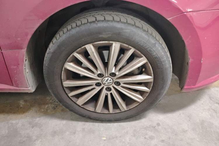 Used Volkswagen Gran Lavida 2013 1.4 TSI Automatic Comfort Model