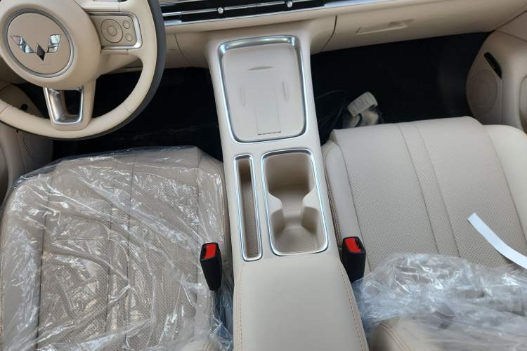 Used Wuling Bingo S 2025 Model 325km Deluxe Edition